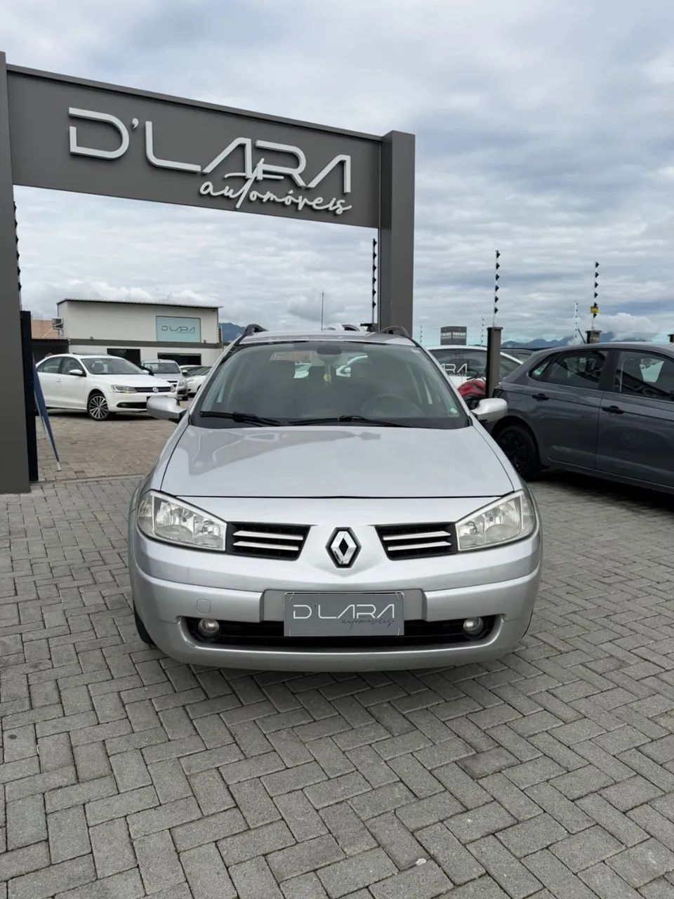Renault Megane Grand Tour Dynam. Hi-flex 1.6 16V 2013 - Foto 2