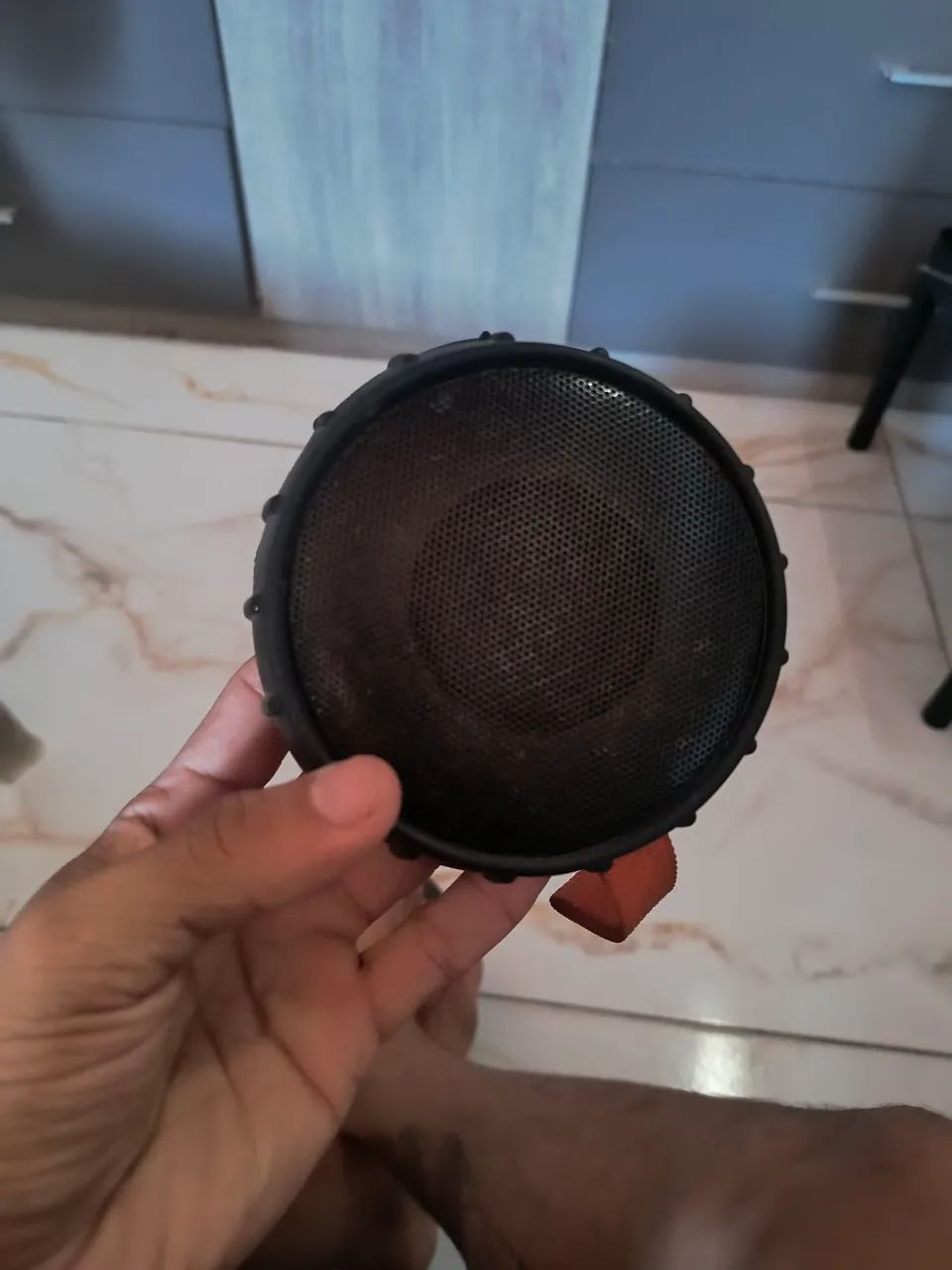Caixinha bluetooth aprova d'água 