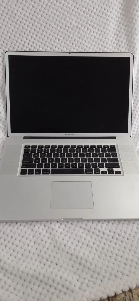 Mackbook pro 17 (mid 2010) atualizado 2025 - Notebooks - Jardim