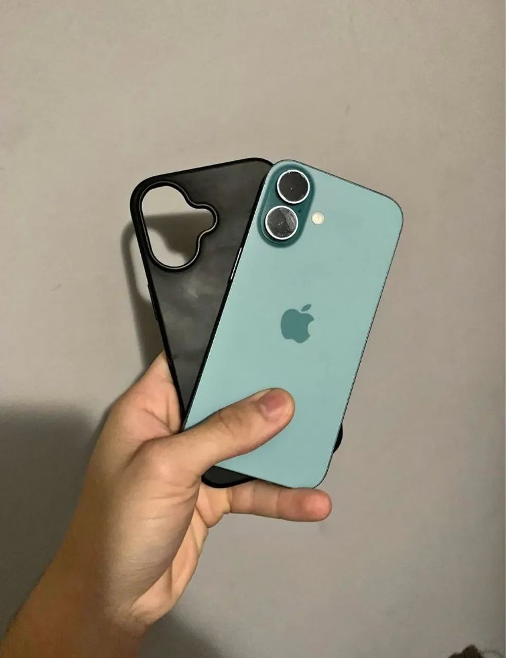 Iphone 16 512 gb verde usado - Foto 2