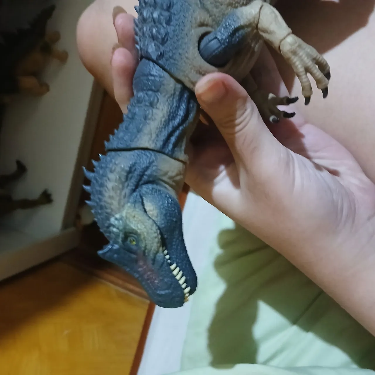 Jurassic world T-Rex - Sci-Fi Revoltech Kaiyodo original Lacrado