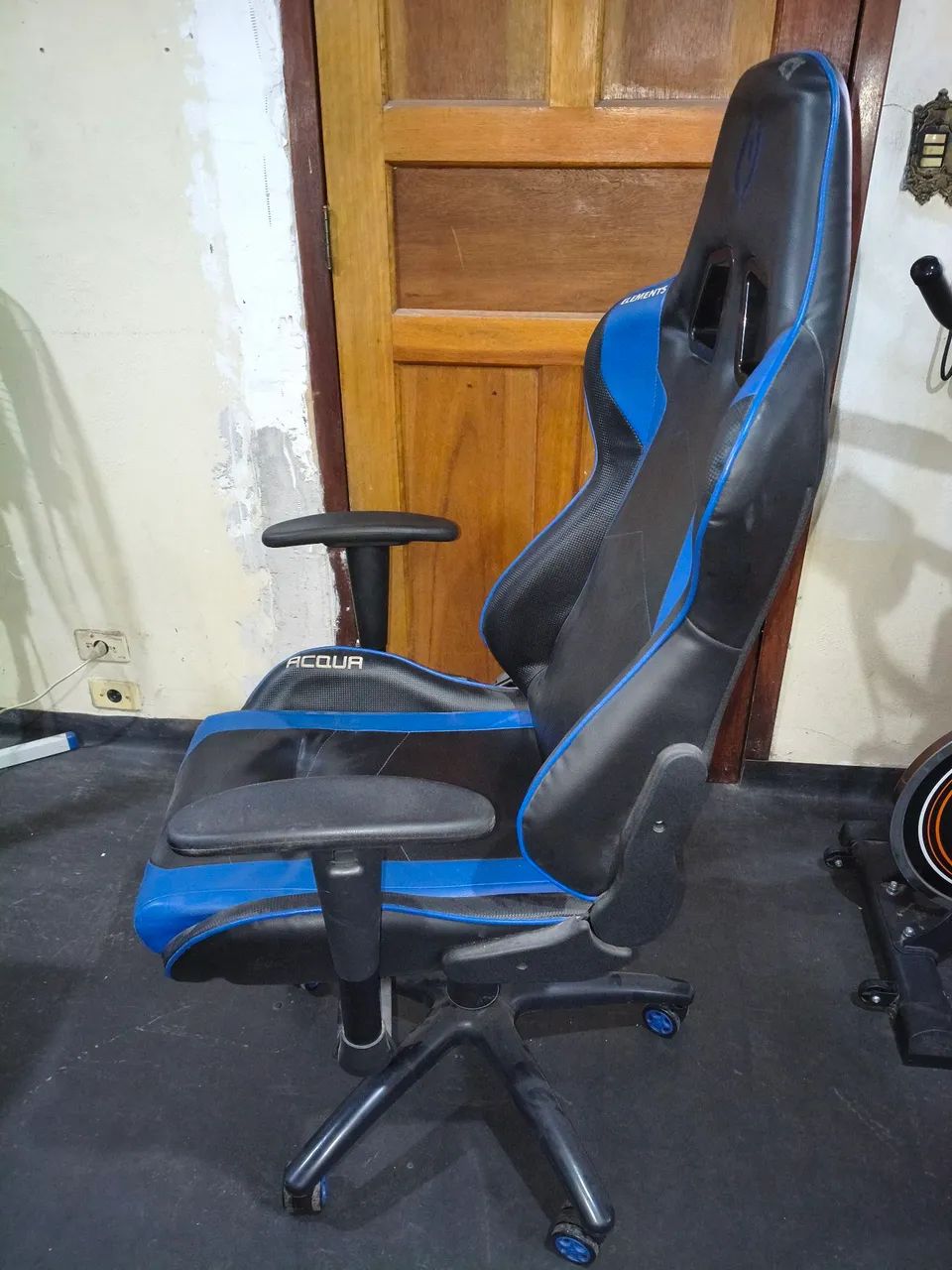 Cadeira gamer elements 