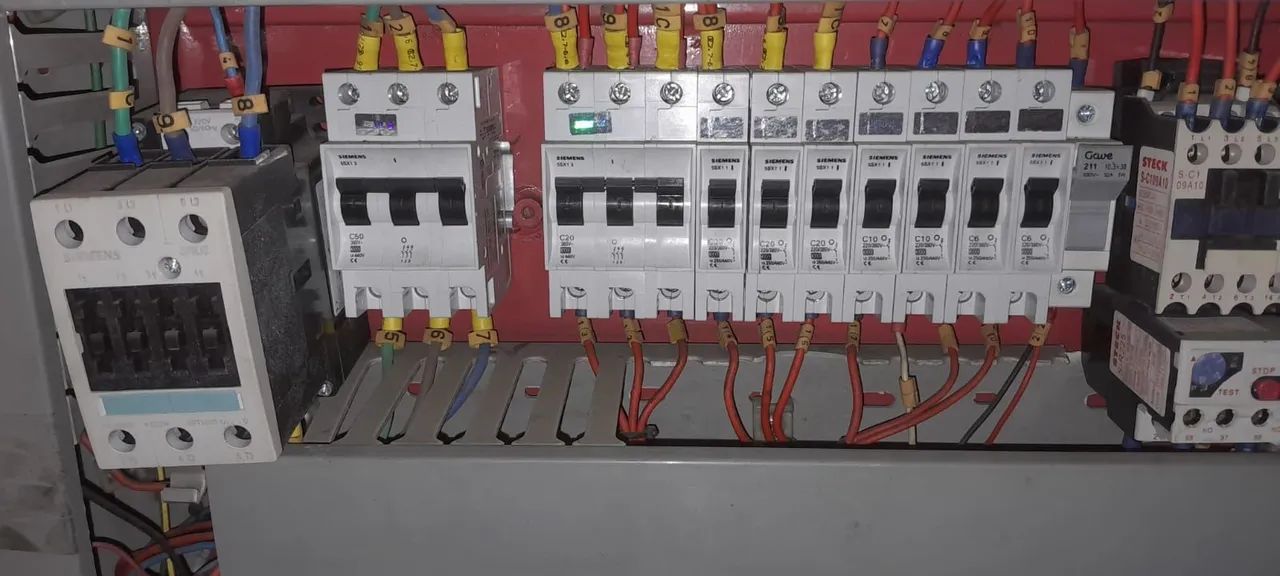 Máquina CNC DYNA 4500