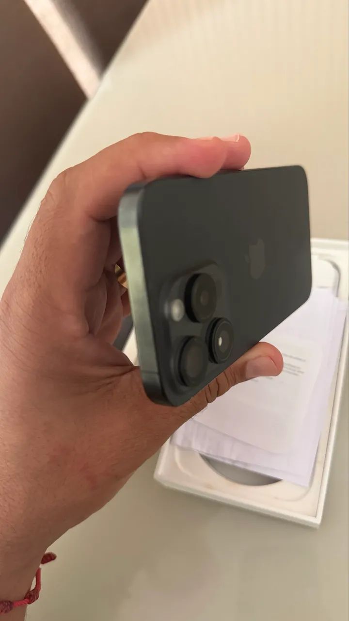 iPhone 15 pro, 256G, sem marca de uso. Bateria 87%.  - Foto 4