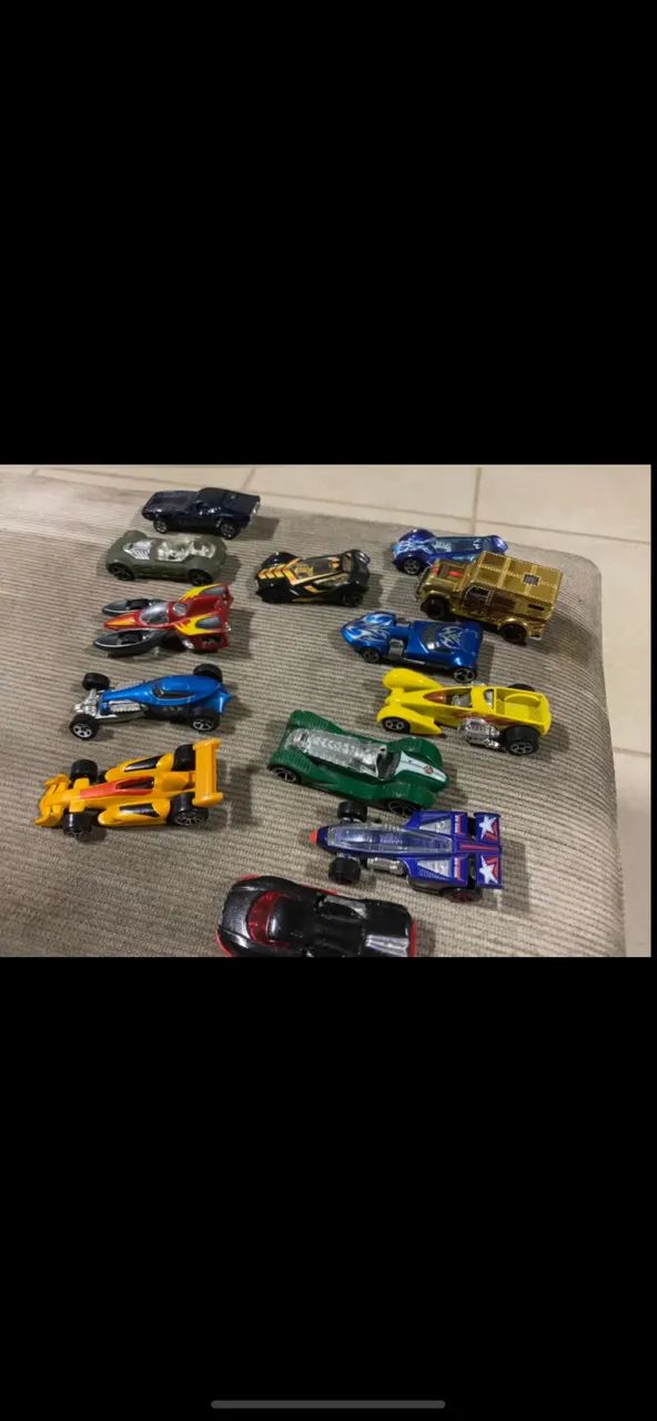 Carrinhos hotwheels  - Foto 2