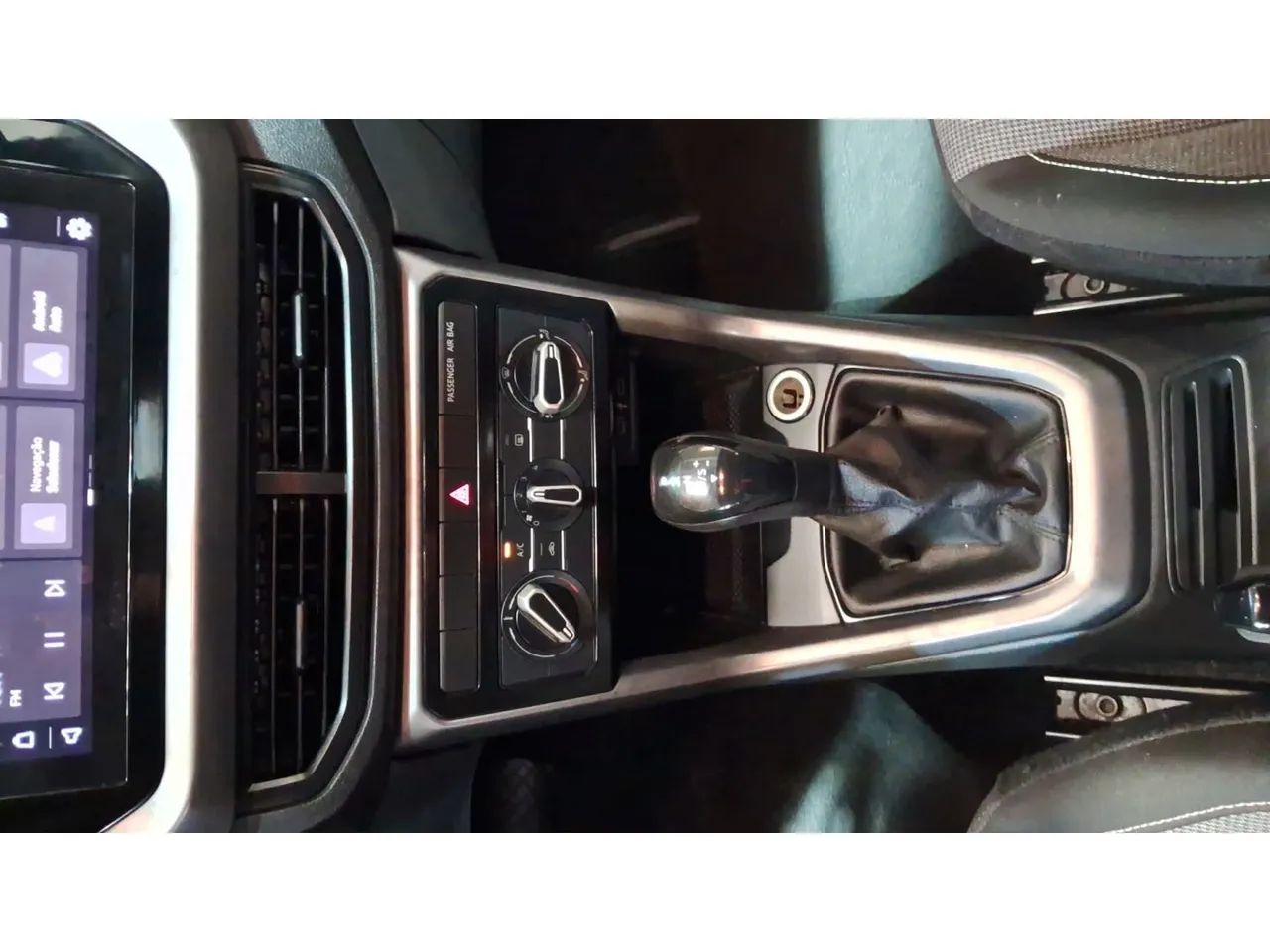 Volkswagen T-Cross 1.0 TSI Flex 12V 5P Aut., foto 12 de 13