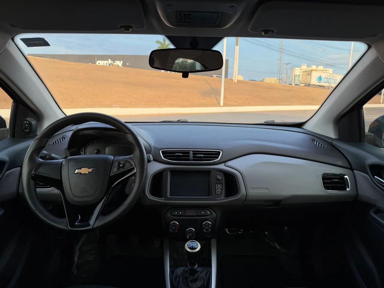 Chevrolet Onix Hatch LT 1.4 8V Flex Mec. 4P 2019 - Foto 3
