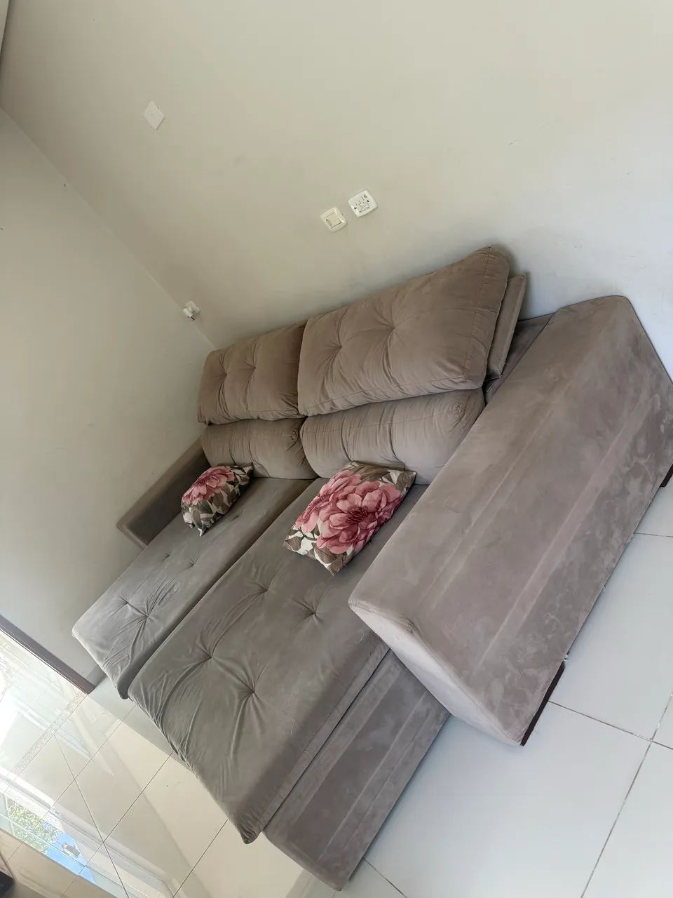 Sofá Totalmente reclinável, 2.70m com 2 assentos retrátil de 1.20m cada  - Foto 2