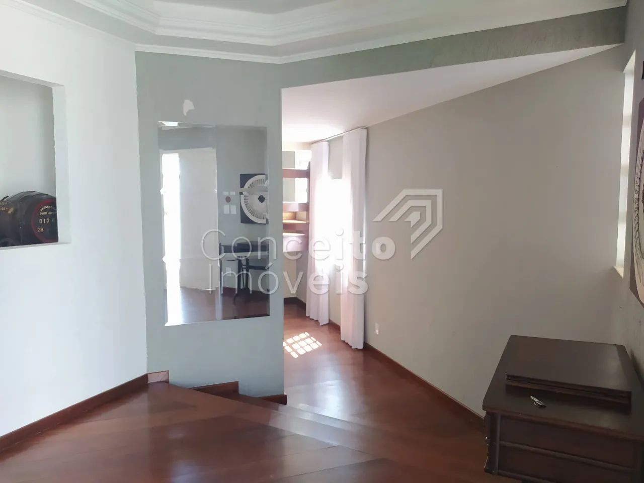 Residência Semimobiliada com Piscina - Oficinas - Foto 5