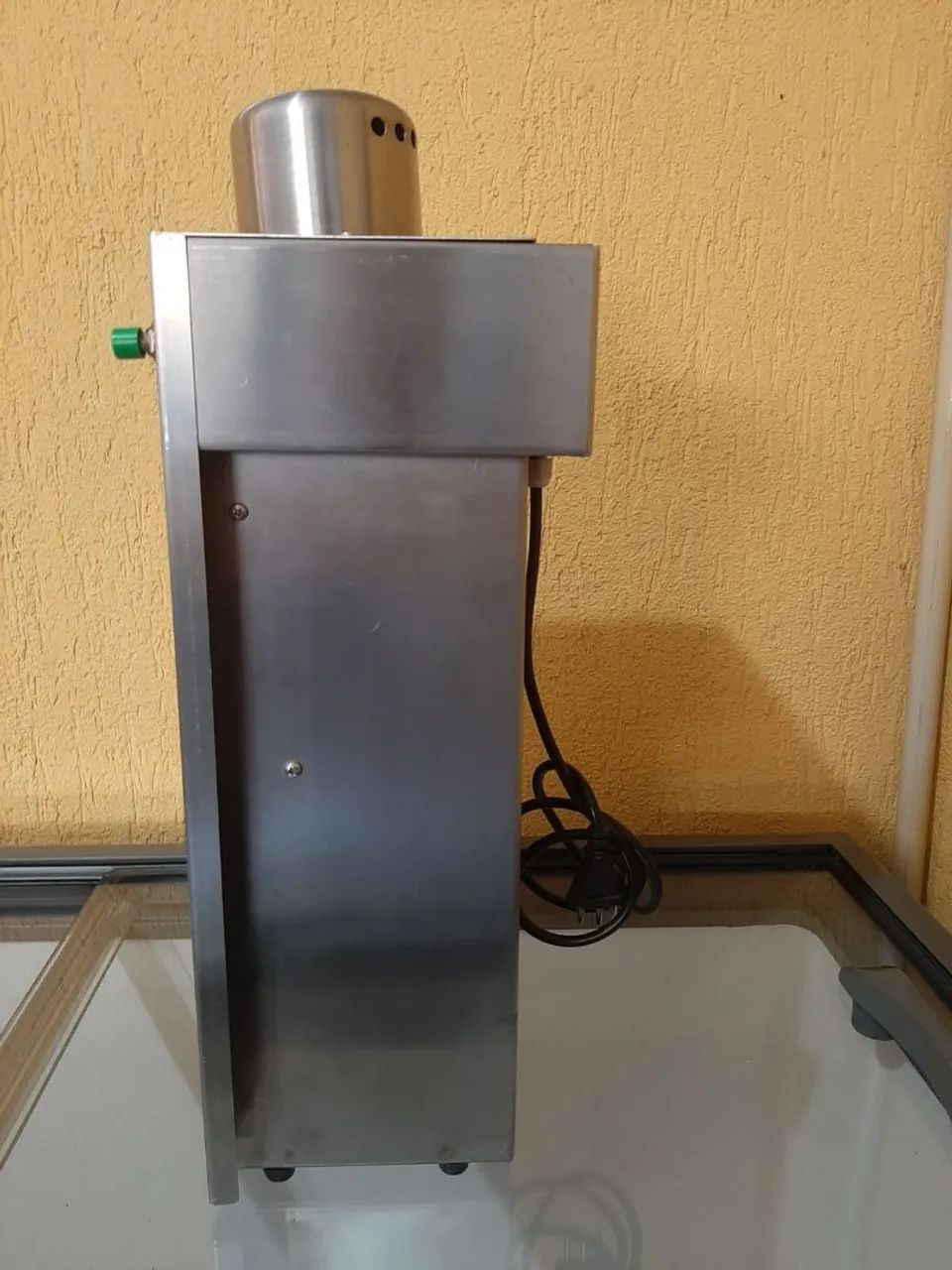 Mixer profissional para milk-shake Eletromixer ? 220 V - Foto 3
