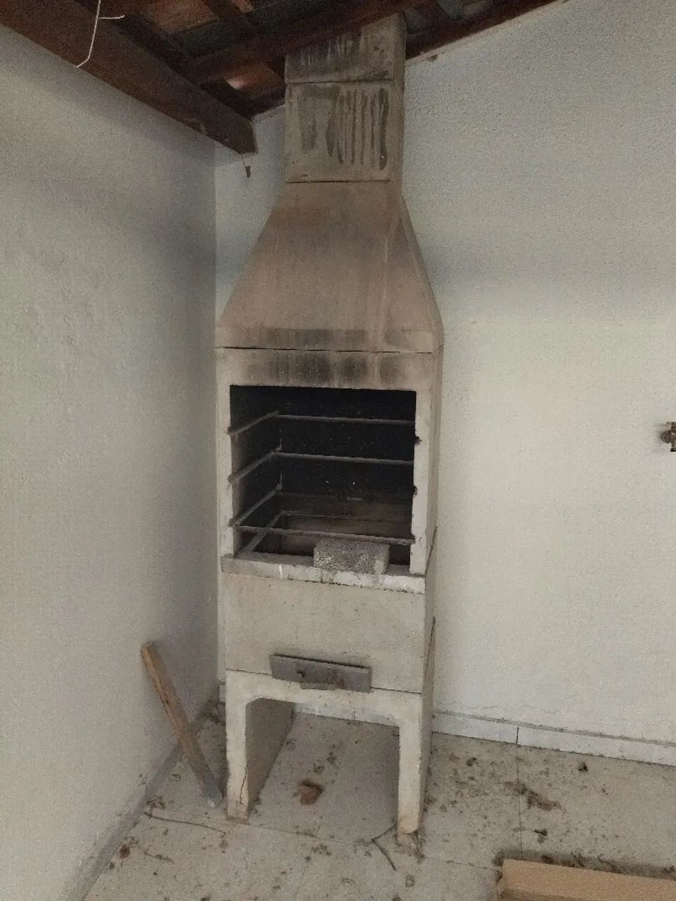 Churrasqueira pré moldada usada