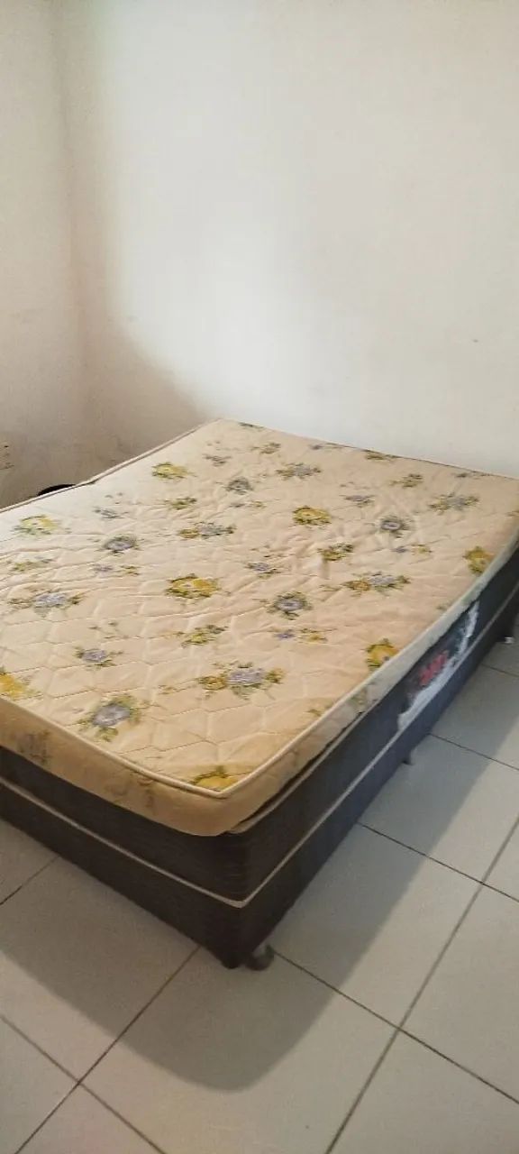 Vende-se cama usada pra vim pegar em ponta negra - Foto 5