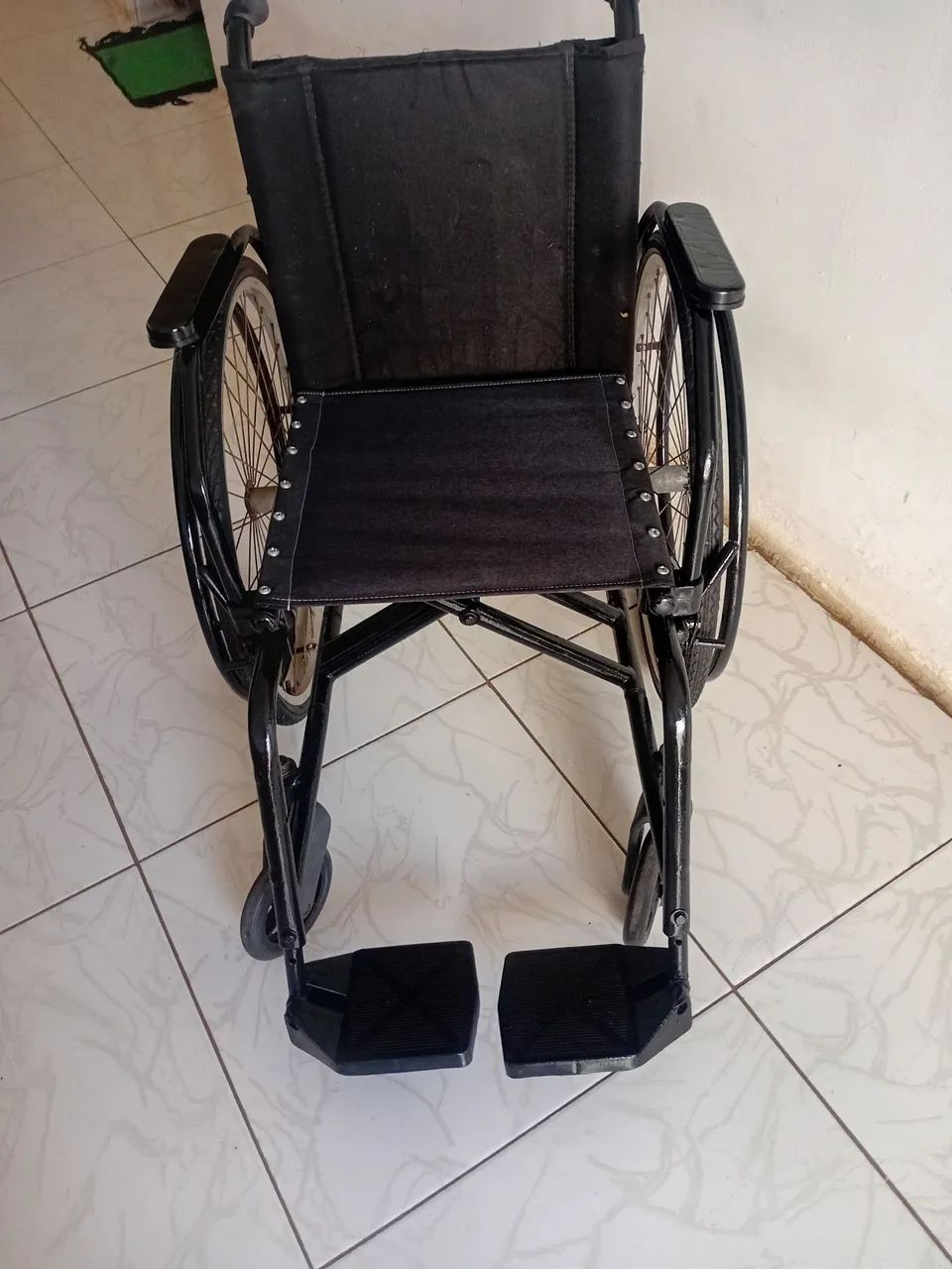 Cadeira de rodas  - Foto 2