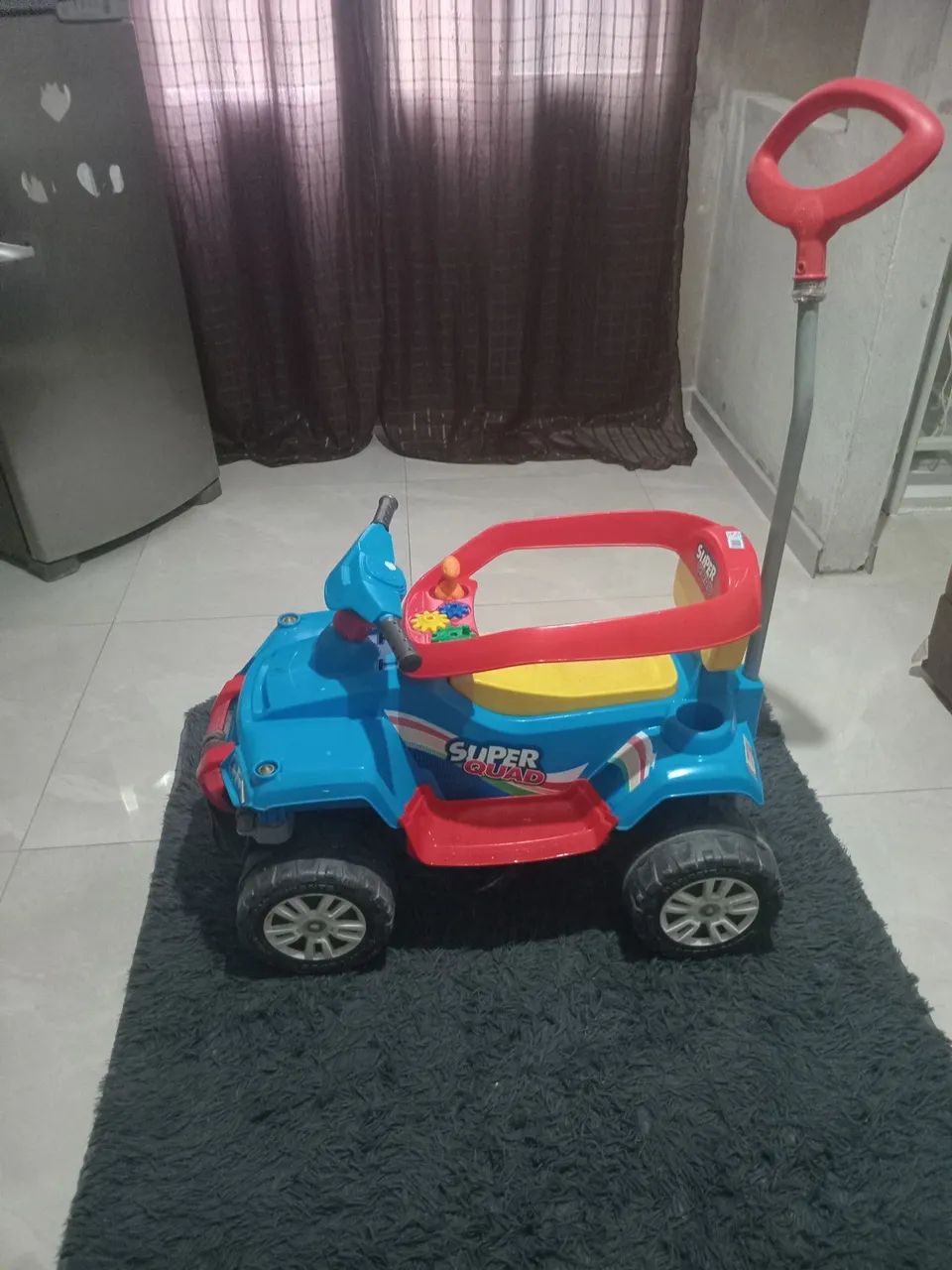 Vendo este carrinho.