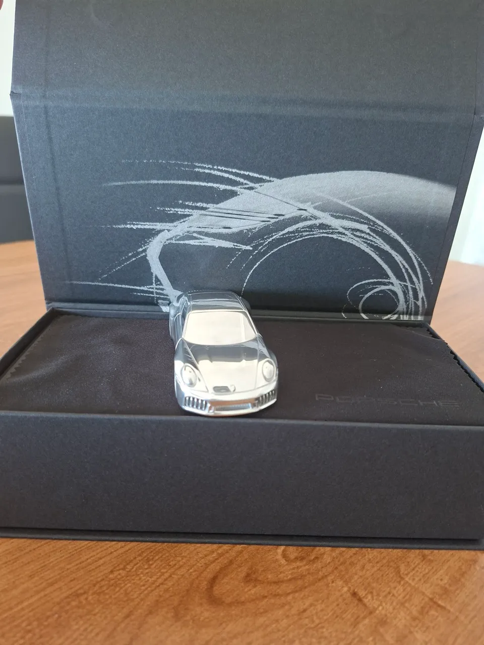 Porsche 911 Turbo S993 ミニカー 1/18UTmodels Porsche 911 Turbo 993