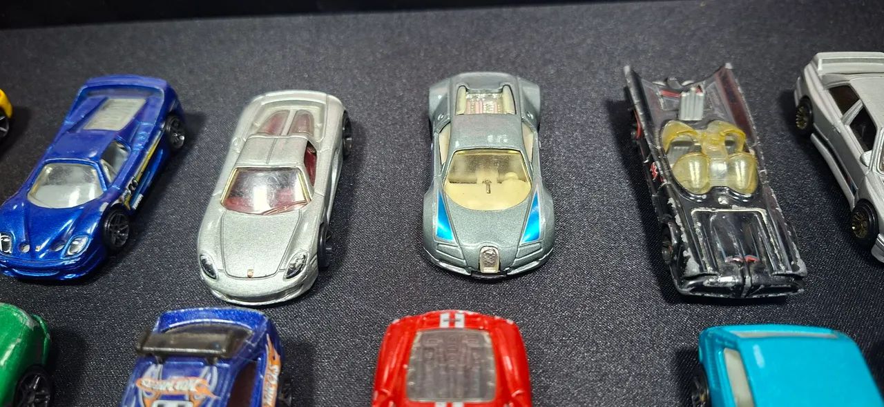 HotWheels  - Foto 2