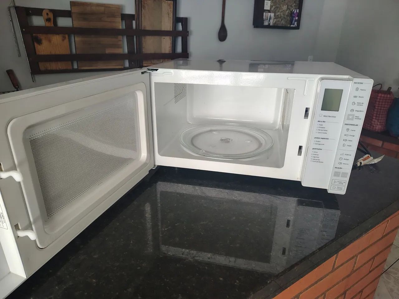 Microondas Brastemp 32 litros  - Foto 3