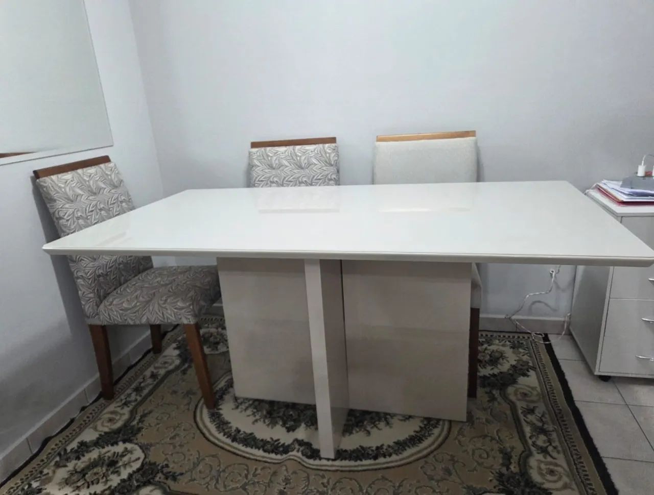 Mesa impecável 1,60x90