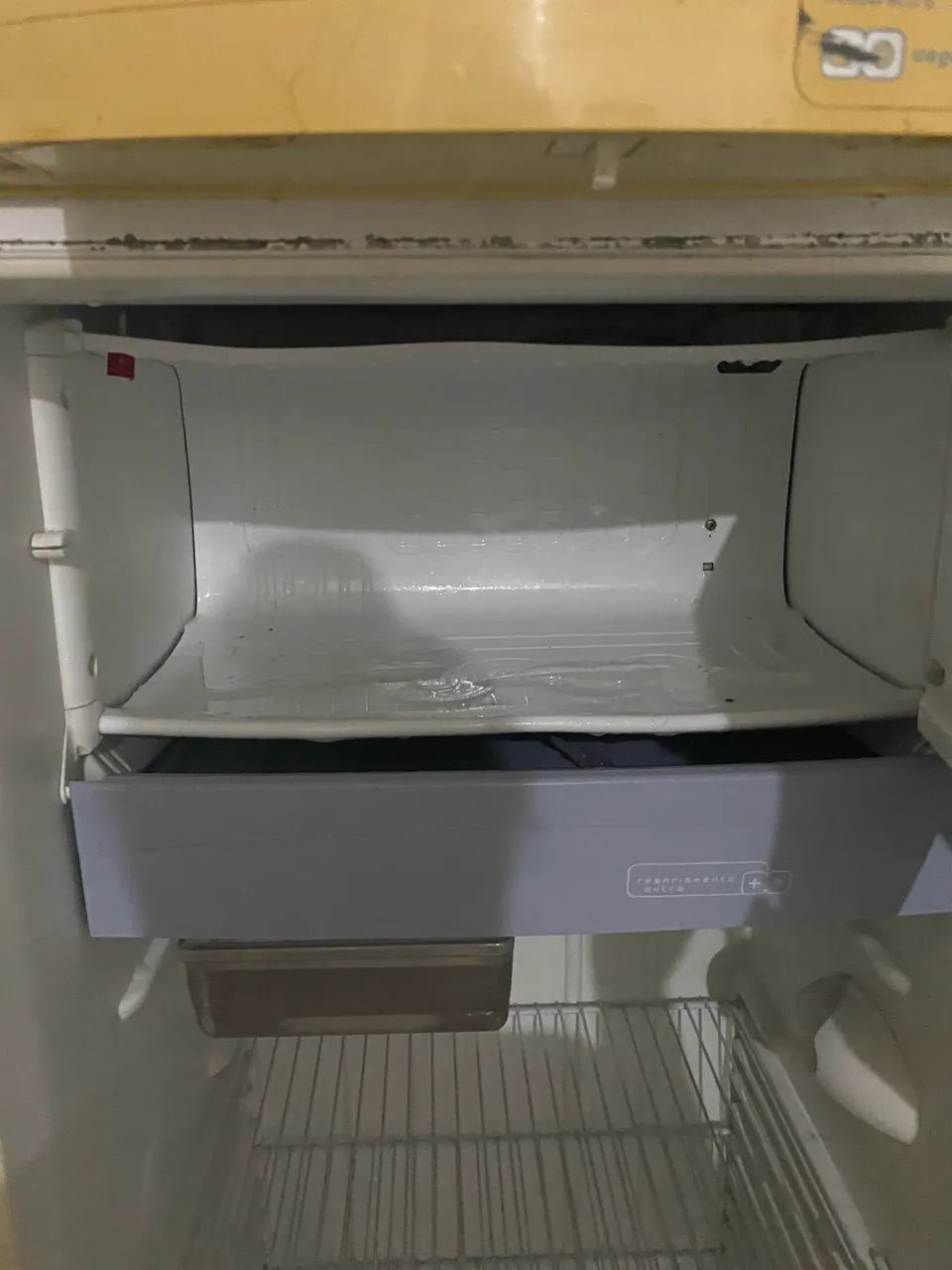 Geladeira em perfeito estado 