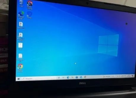 Notebook Dell  - Foto 2