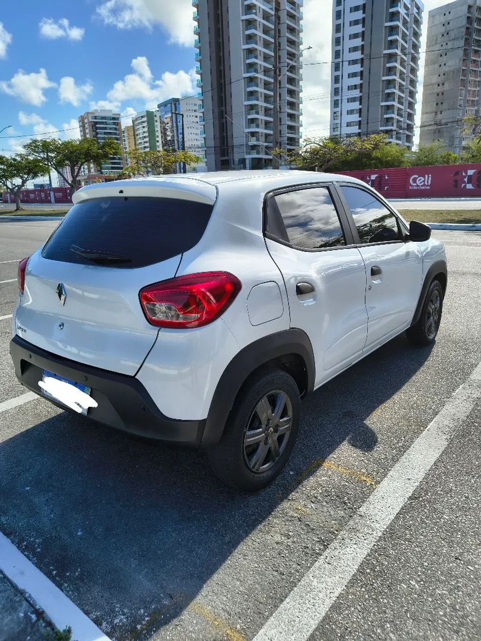 Renault Kwid Zen 1.0 Flex 12V 5P Mec. 2019 - Foto 4