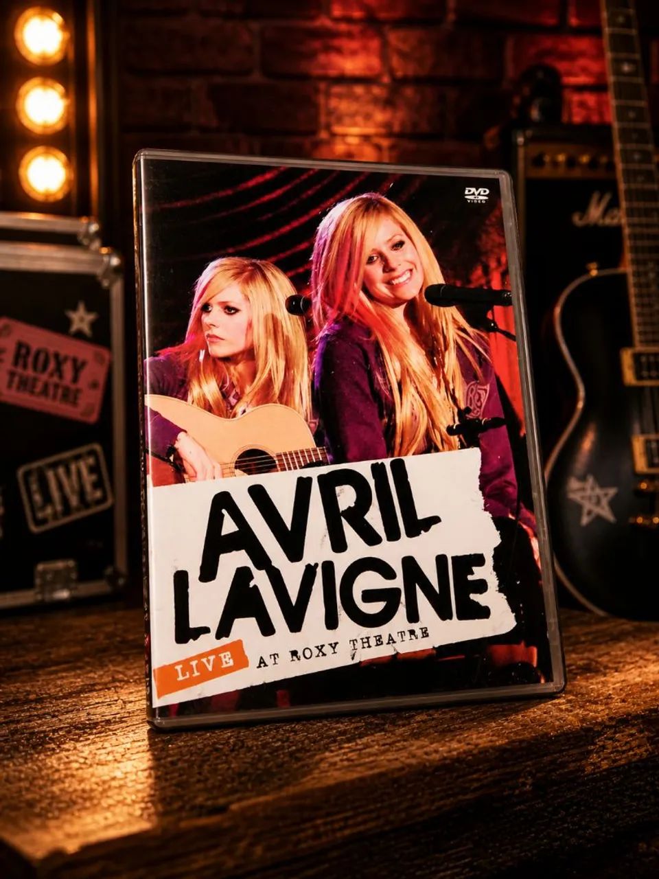 Dvd avril lavigne live at roxy theatre - DVD, Blu-Ray e Vídeo