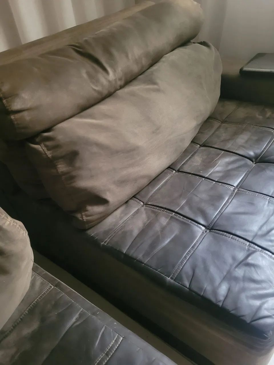 Sofá Retrátil 4 lugares 2,40 