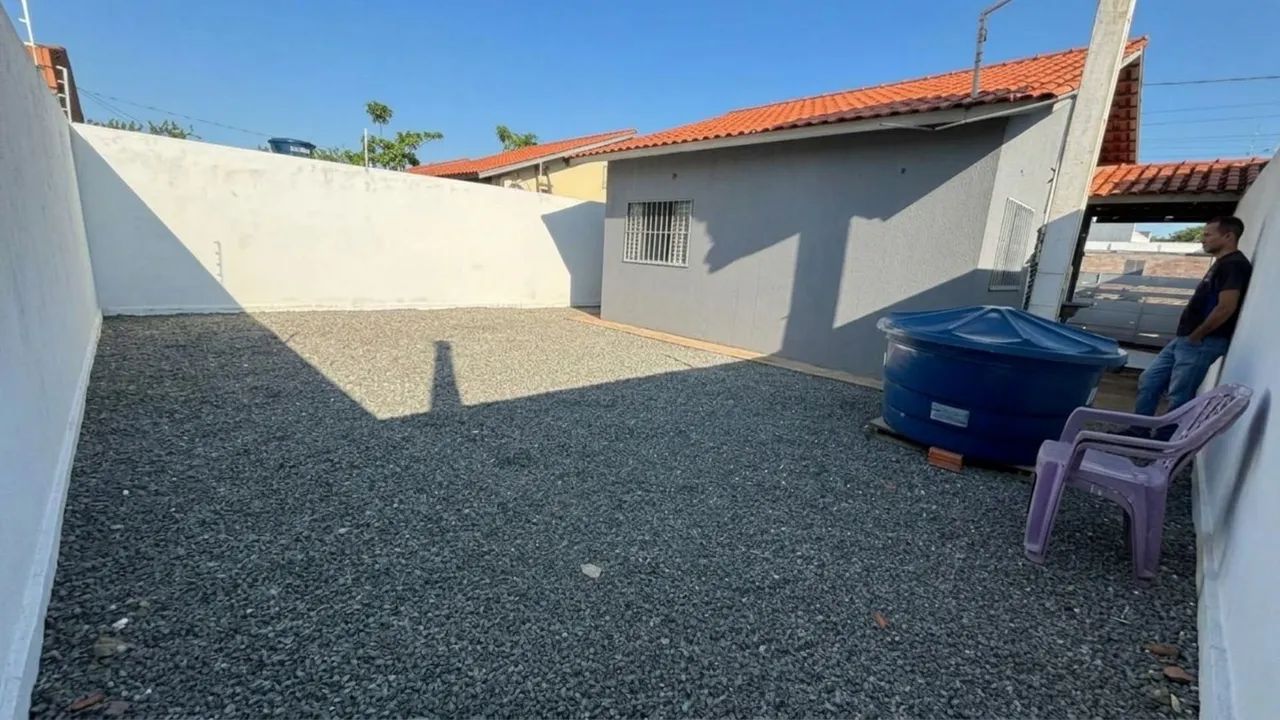 Alugue sua Casa com 2 Quartos, Quintal e Garagem Ampla - Foto 4