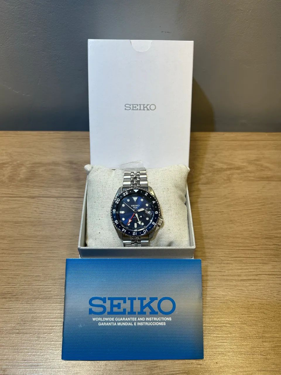 Seiko GMT Batman 