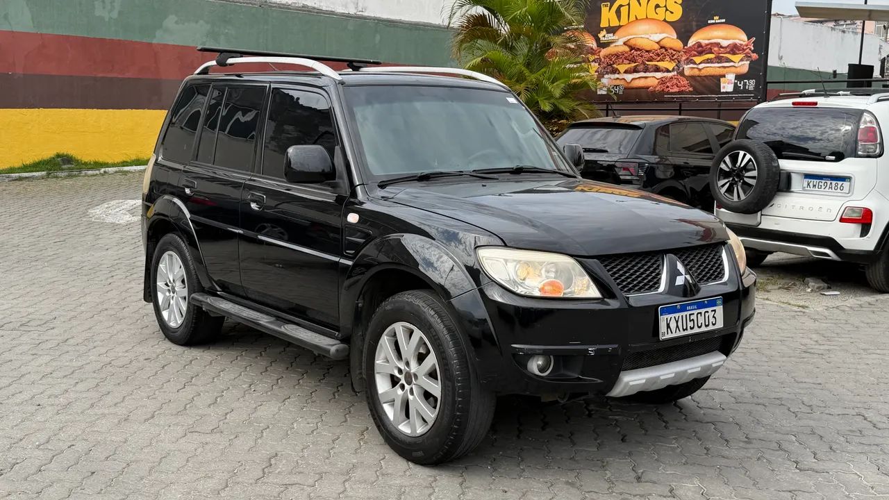 Mitsubishi Pajero 2012