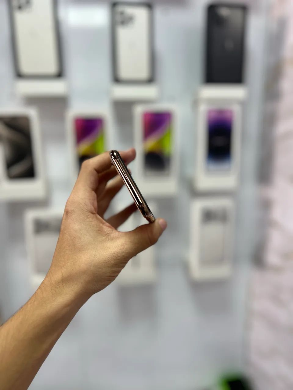 iPhone 11 Pro - 64GB ( Gold )  - Foto 4