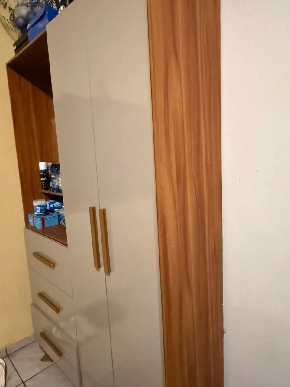 Guarda roupa solteiro semi novo - Foto 2