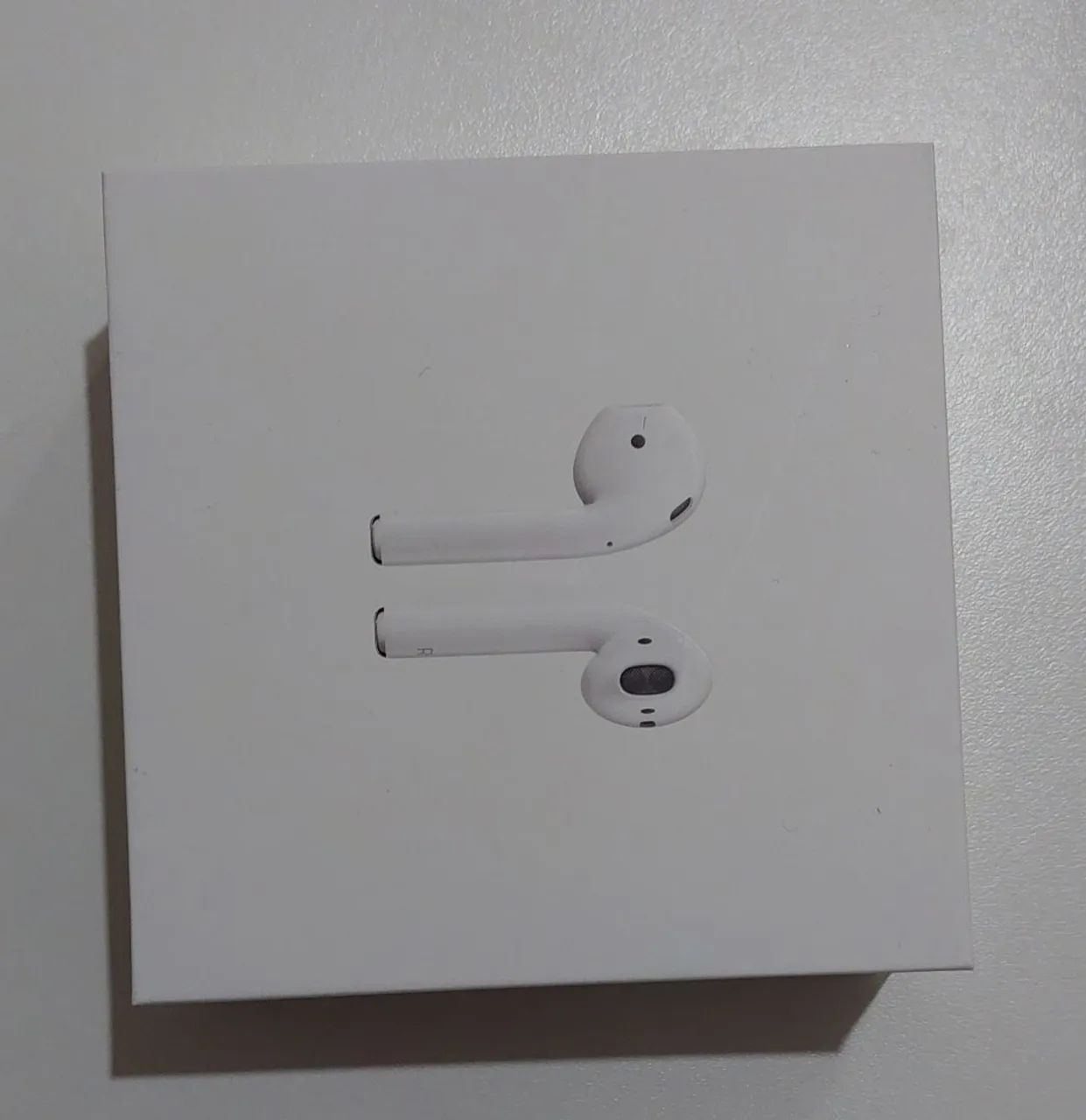 Apple AirPods (2ª geração) 