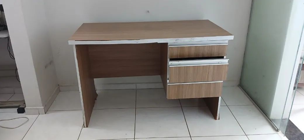 Escrivaninha para escritório