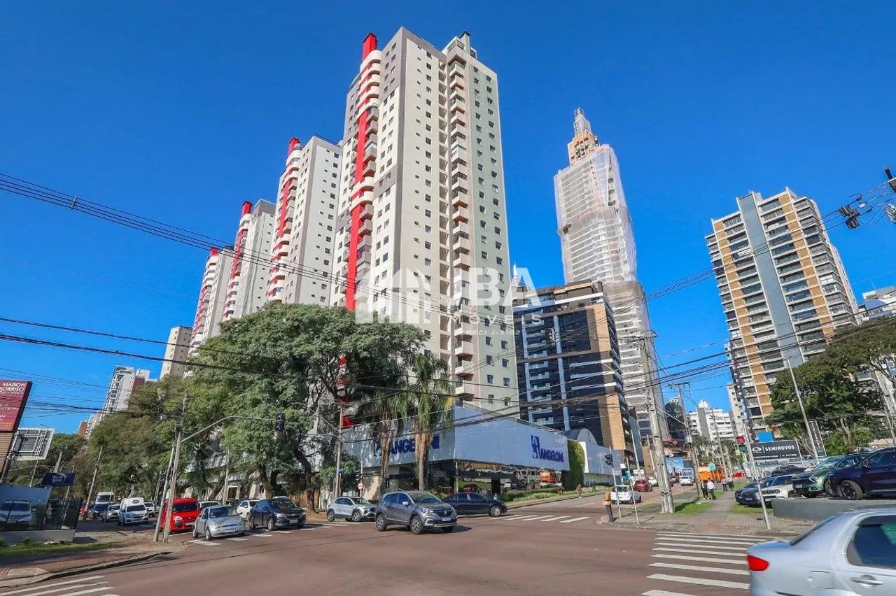EXCELENTE APTO DE 3 QUARTOS NO BIGORRILHO