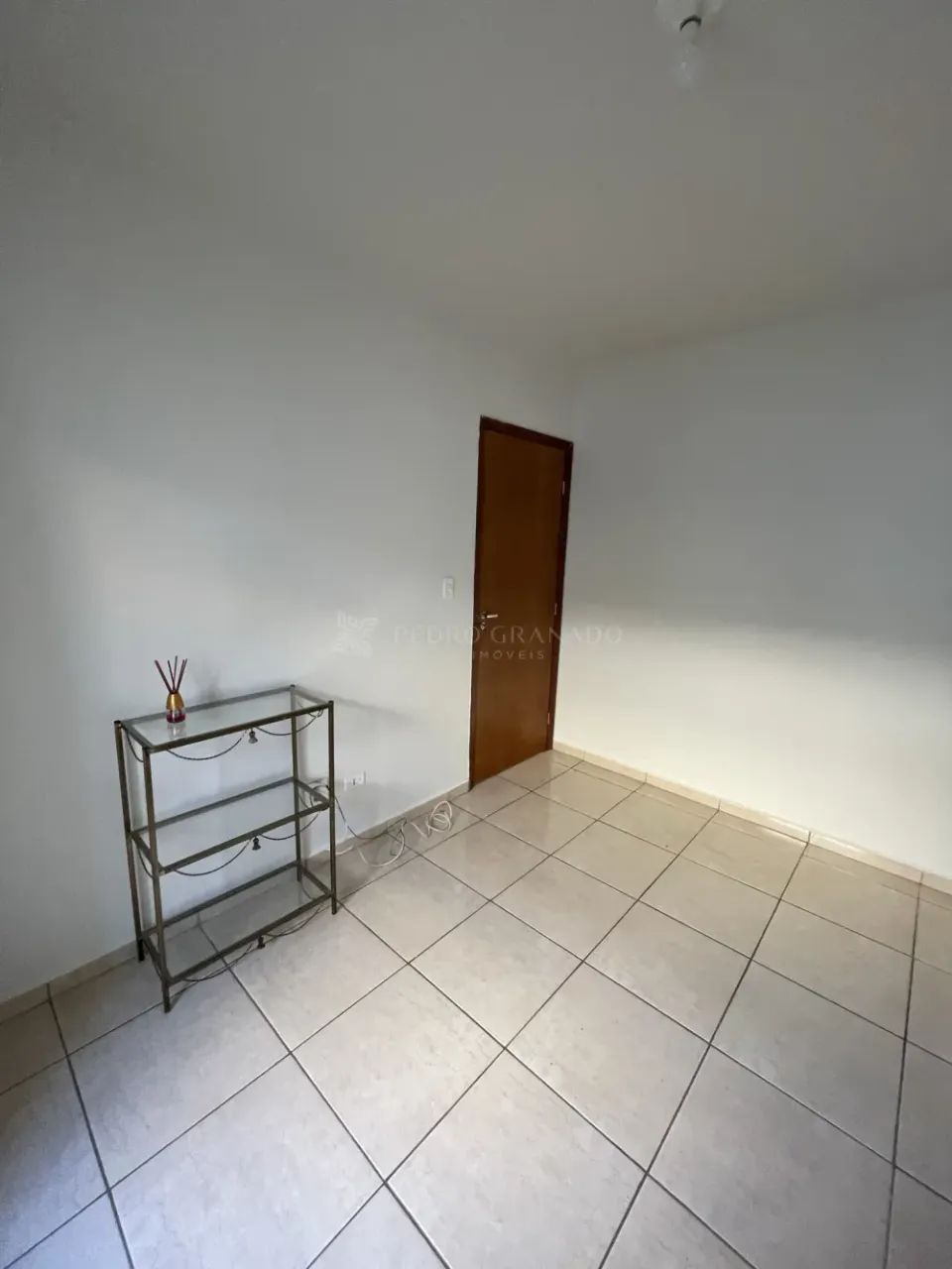 Apartamento 01 dormitório - Zona 07 - Foto 2