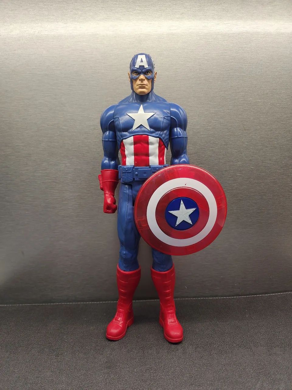 Boneco Marvel Capitão América Hasbro 2013