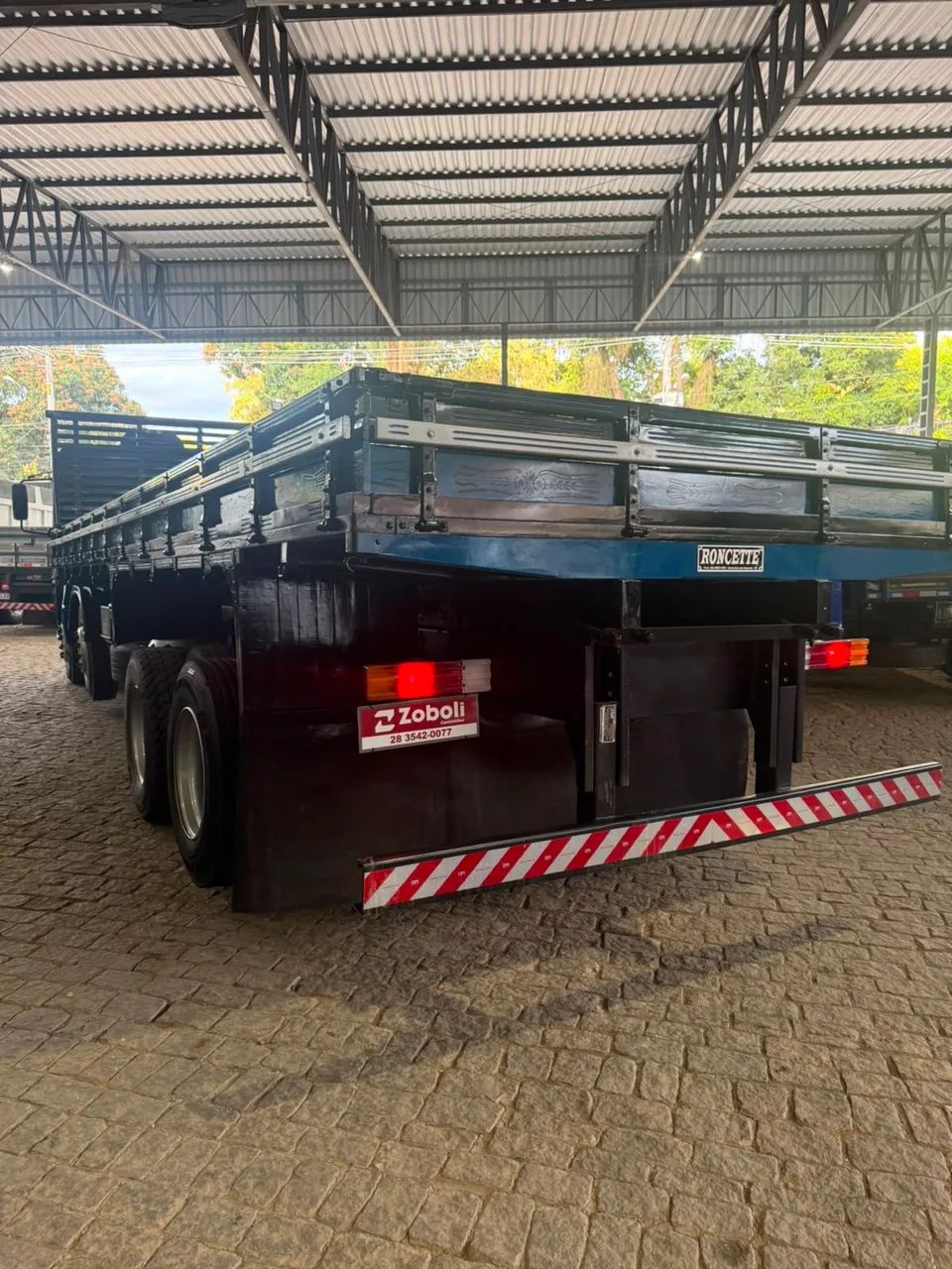 MB Atego 2425 Bitruck 2009 - Foto 4