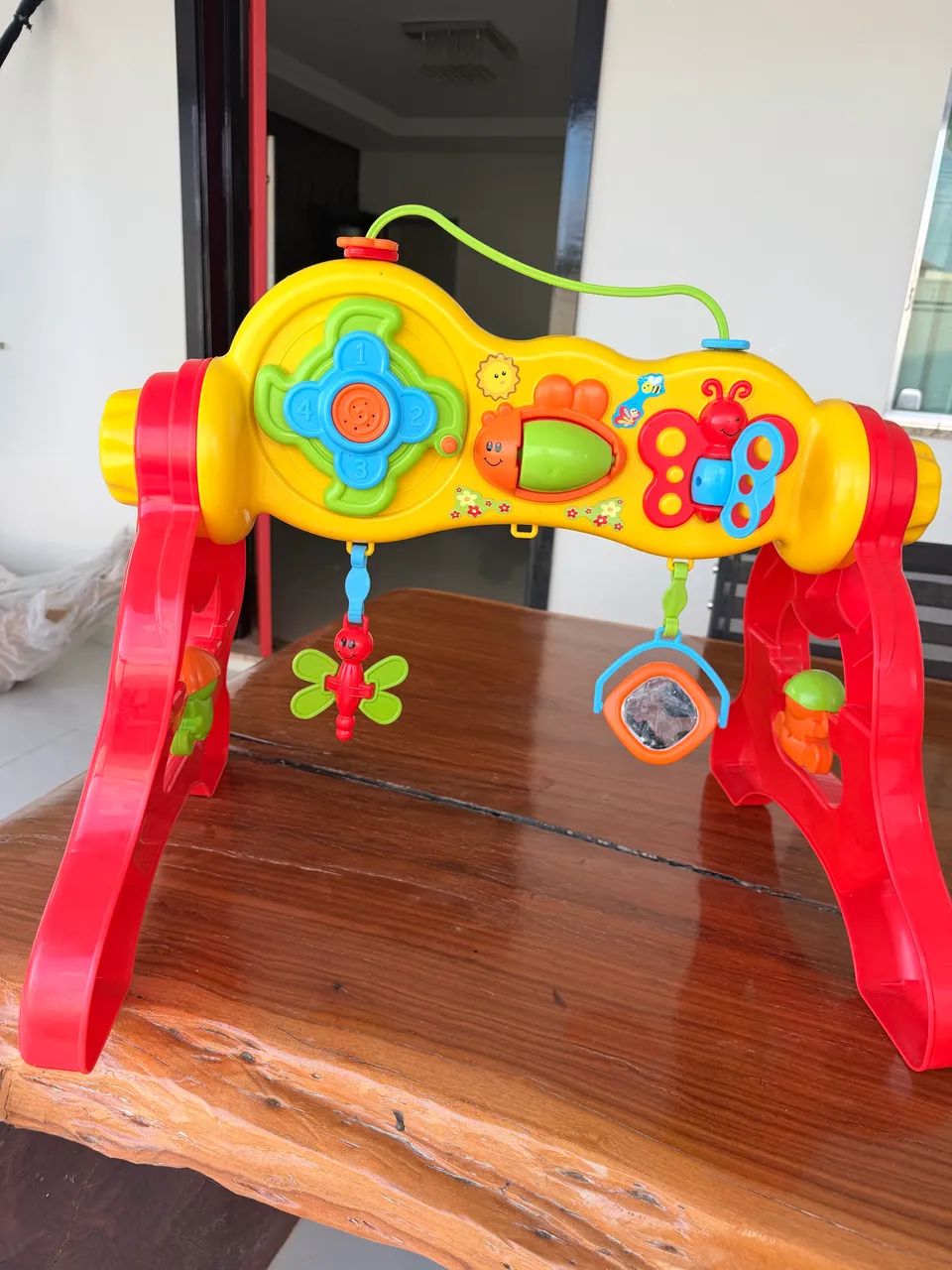 Brinquedo infantil centro de atividade 