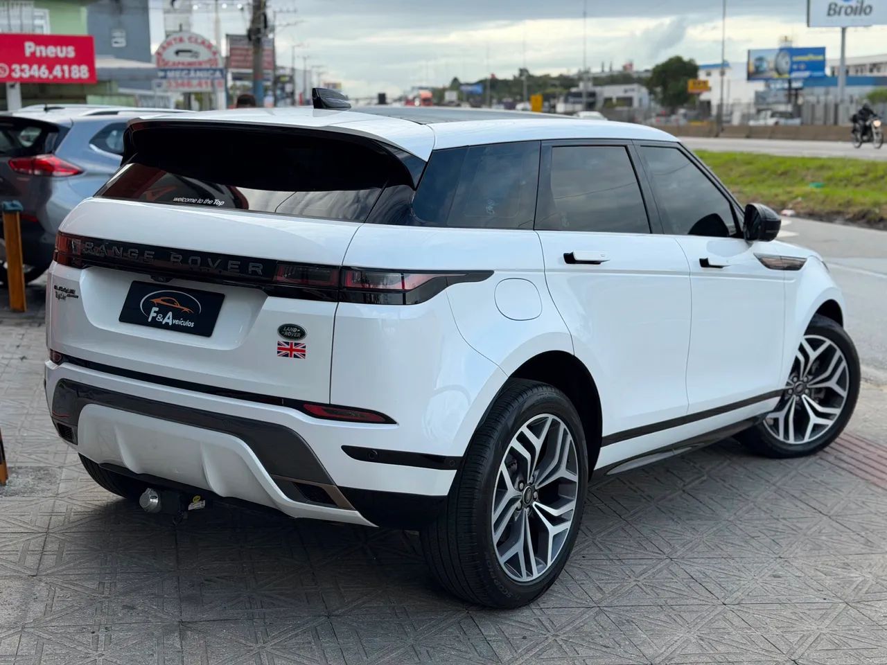Land Rover Range Rover Evoque SI4 HSE Dynamic 2.0 Aut. 2023 - Foto 4