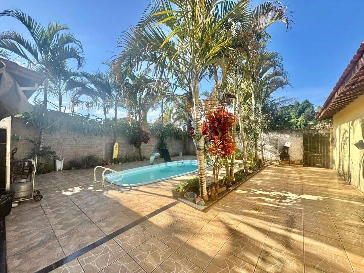 Chácara com 3 dormitórios à venda, 1500 m² - Vila Sottemo - Itapetininga/SP