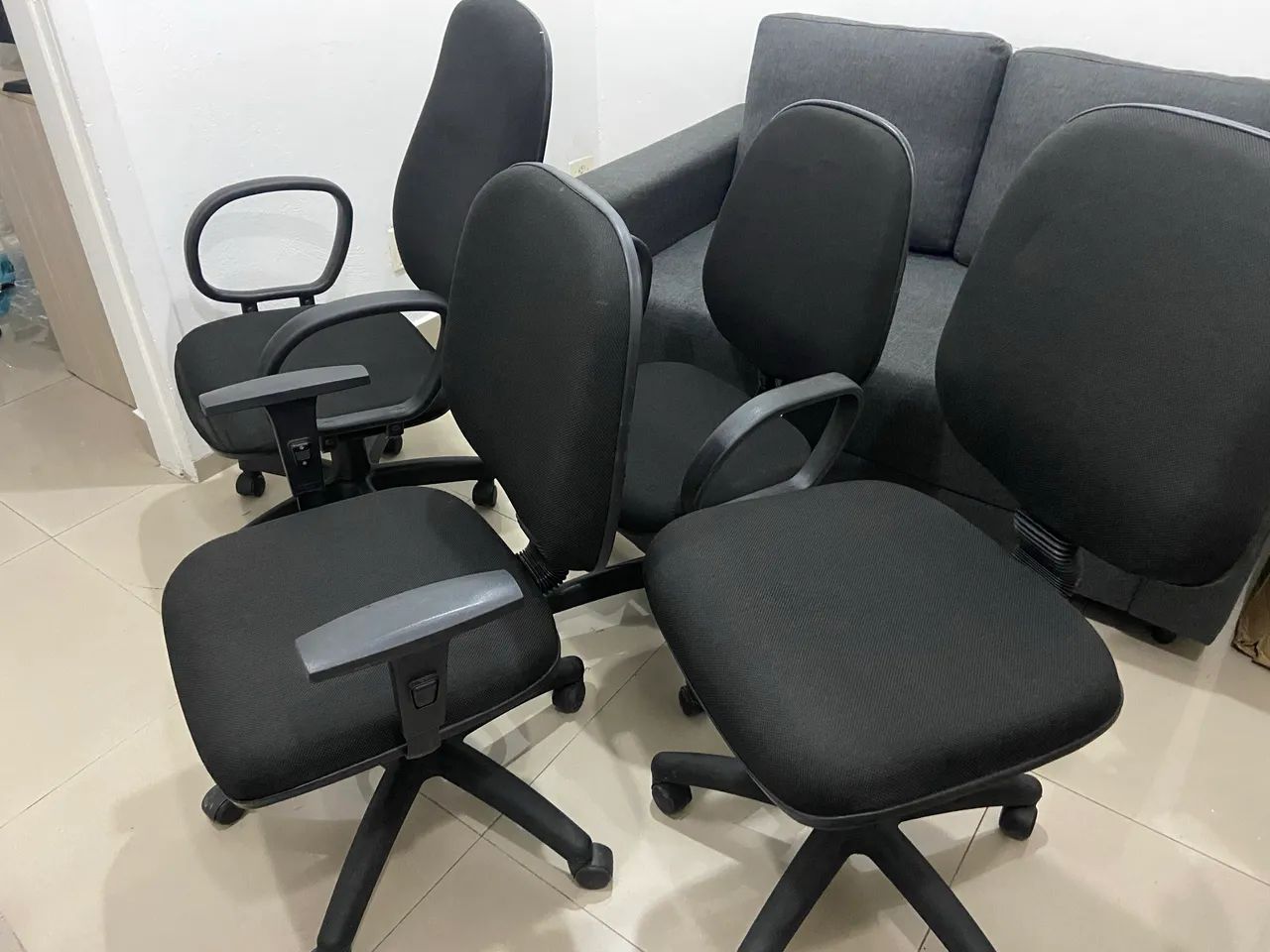 Cadeira de escritório $220,00 cada - Foto 3