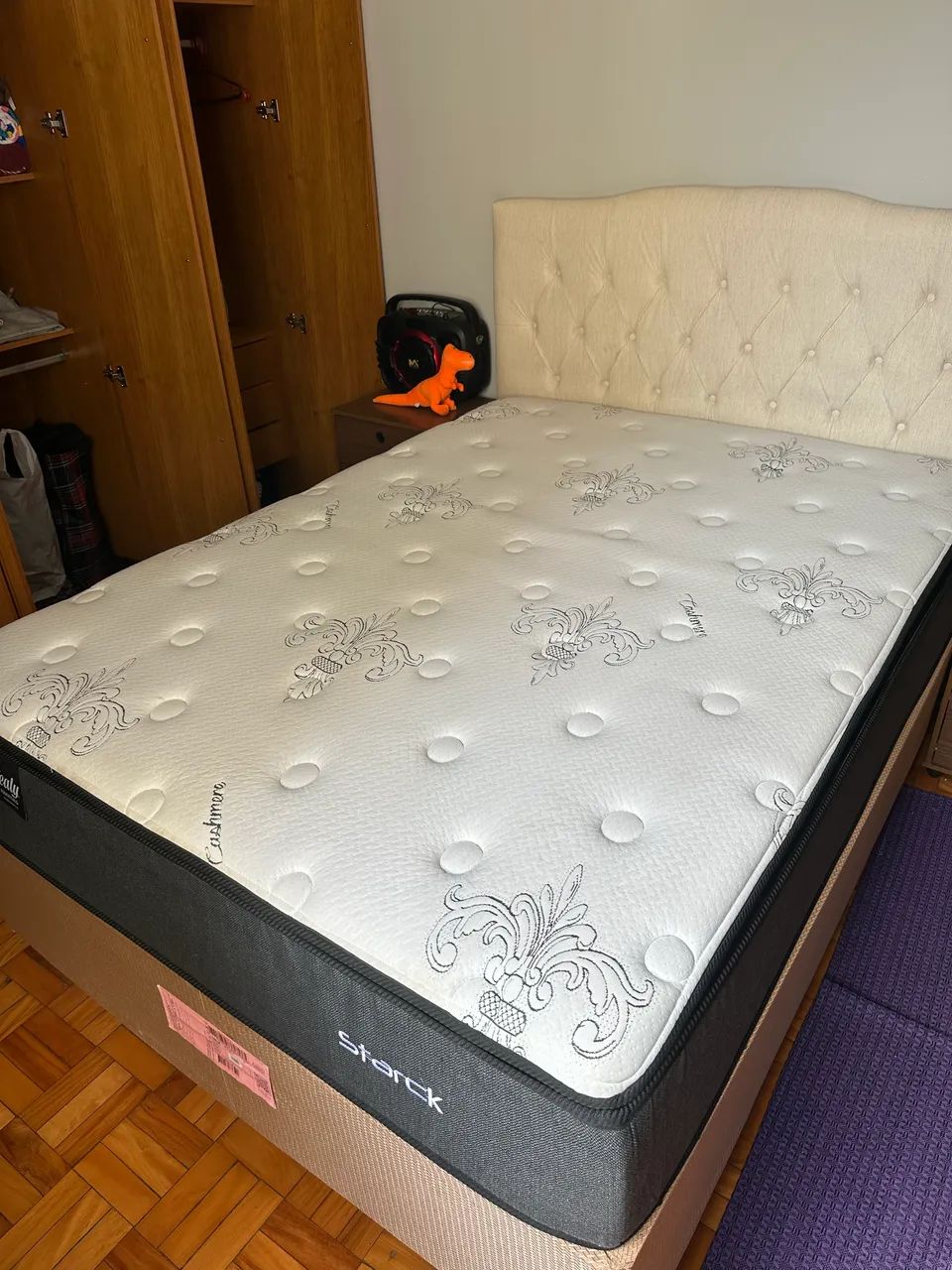 Cama Box casal 1,38 com base colchão de 33 de intensidade e cabeceira  - Foto 4