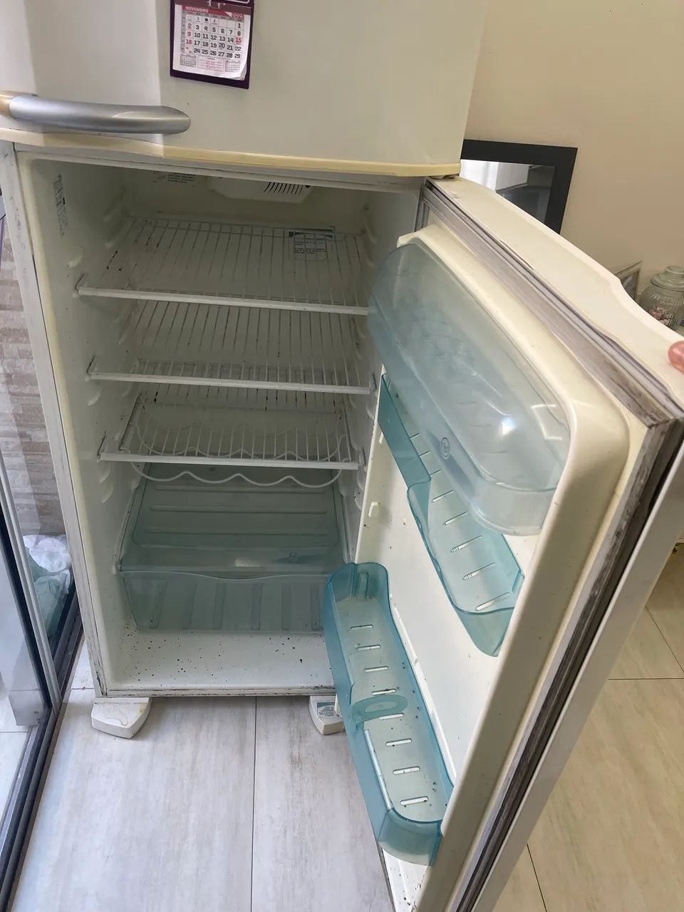 Geladeira com defeito barato 