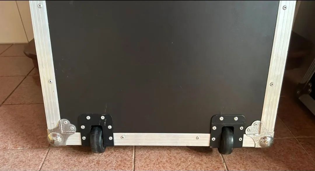 Case dj para 2 toca-discos + 1 mixer - Foto 4