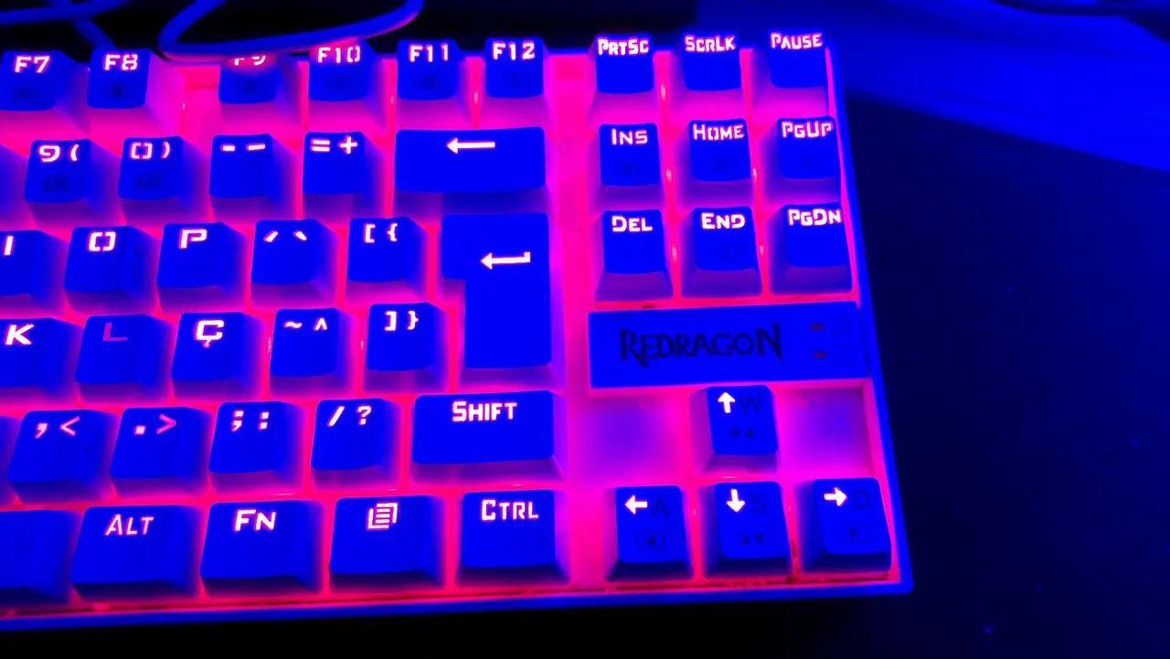 Teclado Mecânico Redragon Kumara Branco + Brinde - Foto 3