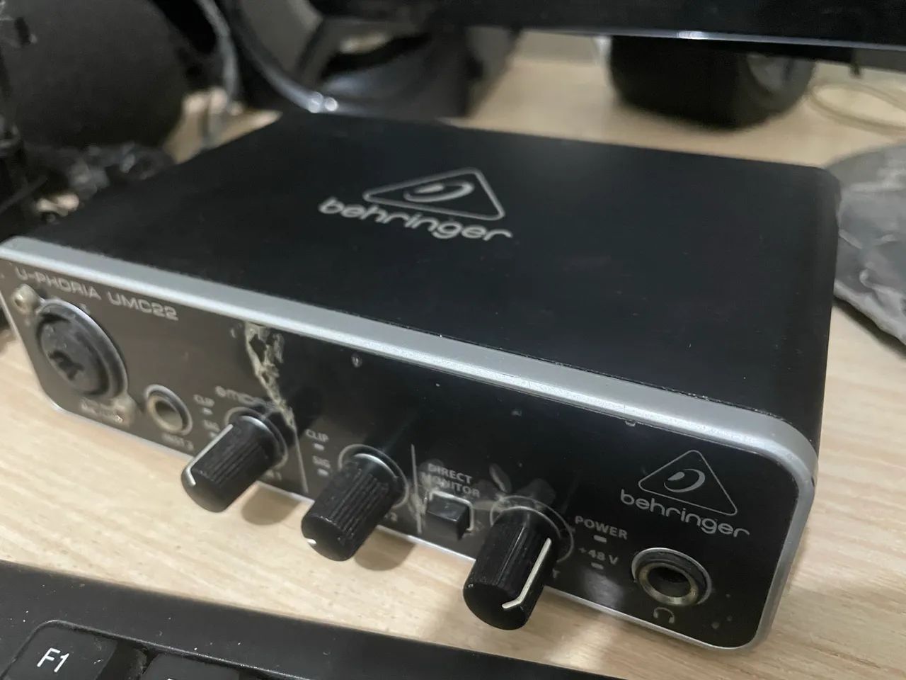 Interface de áudio, behringer - u-phoria, umc22, original  - Foto 4