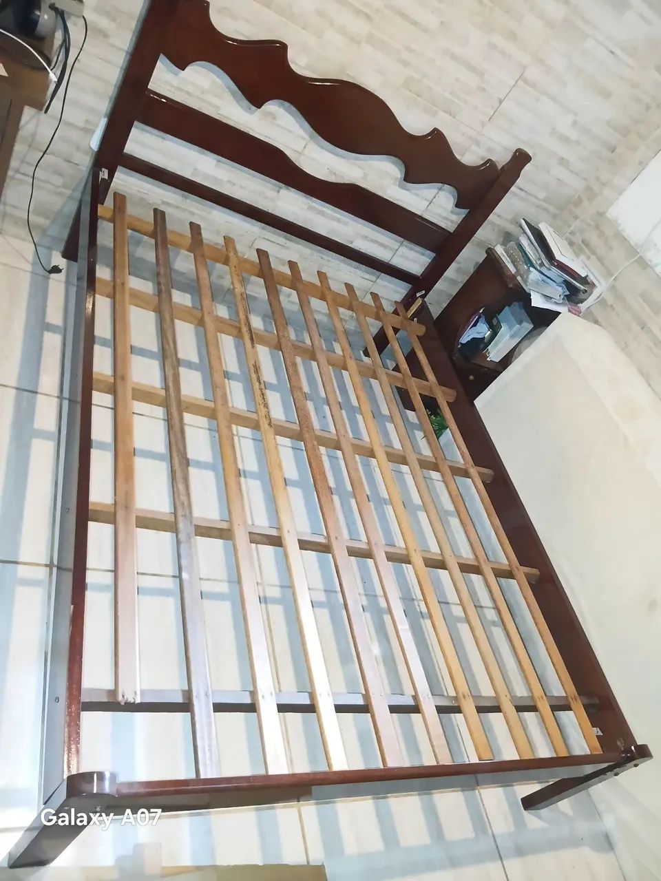 Cama de casal de madeira  - Foto 3
