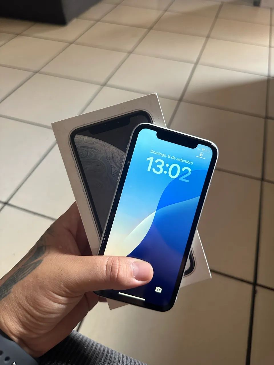 iPhone XR 64 impec ável  - Foto 2