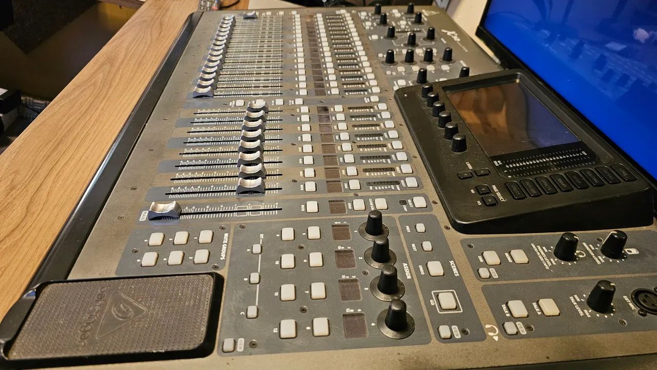Mesa X32 Behringer full - Foto 2